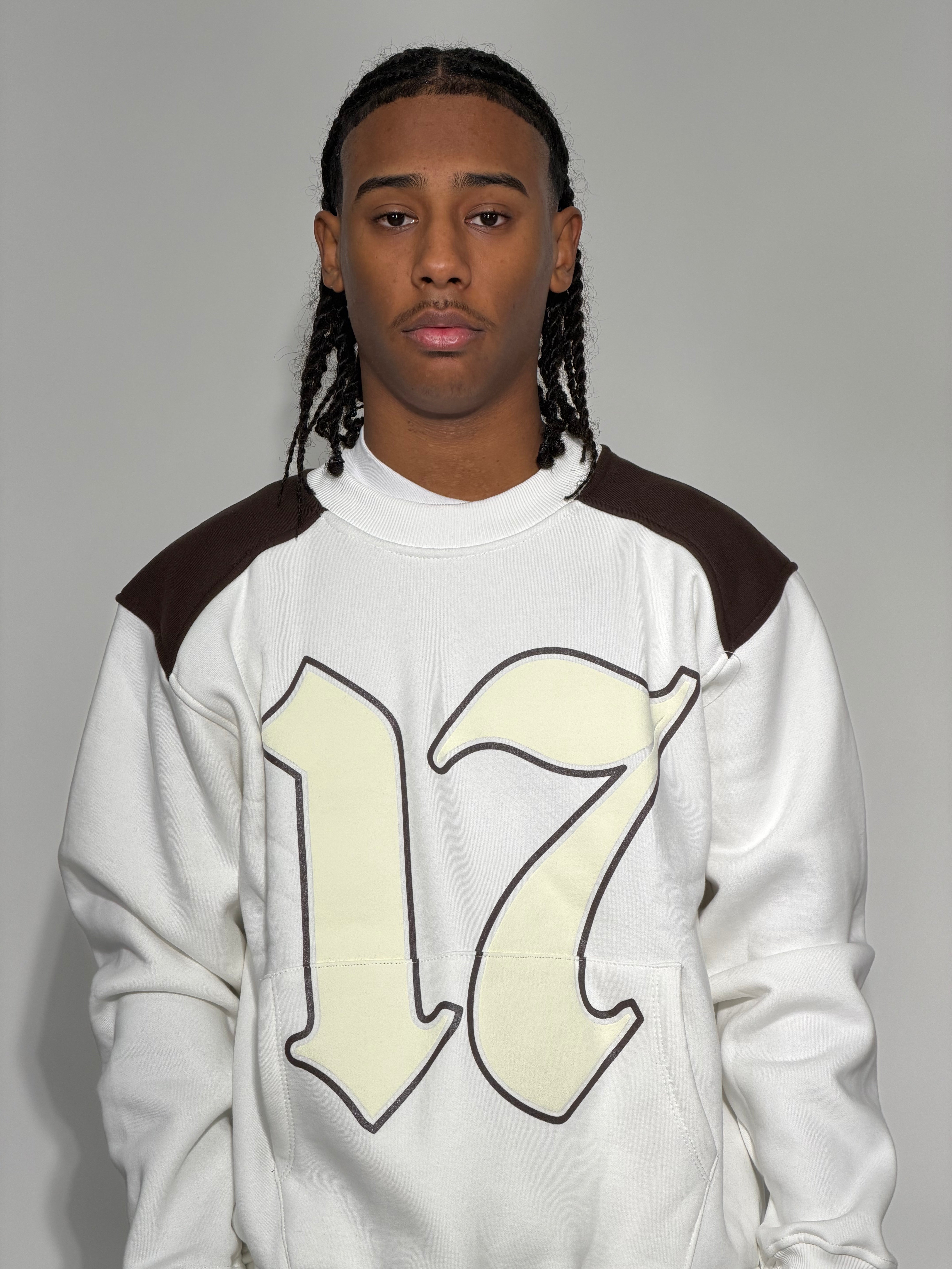 HOODIE ''17'' JM X BV