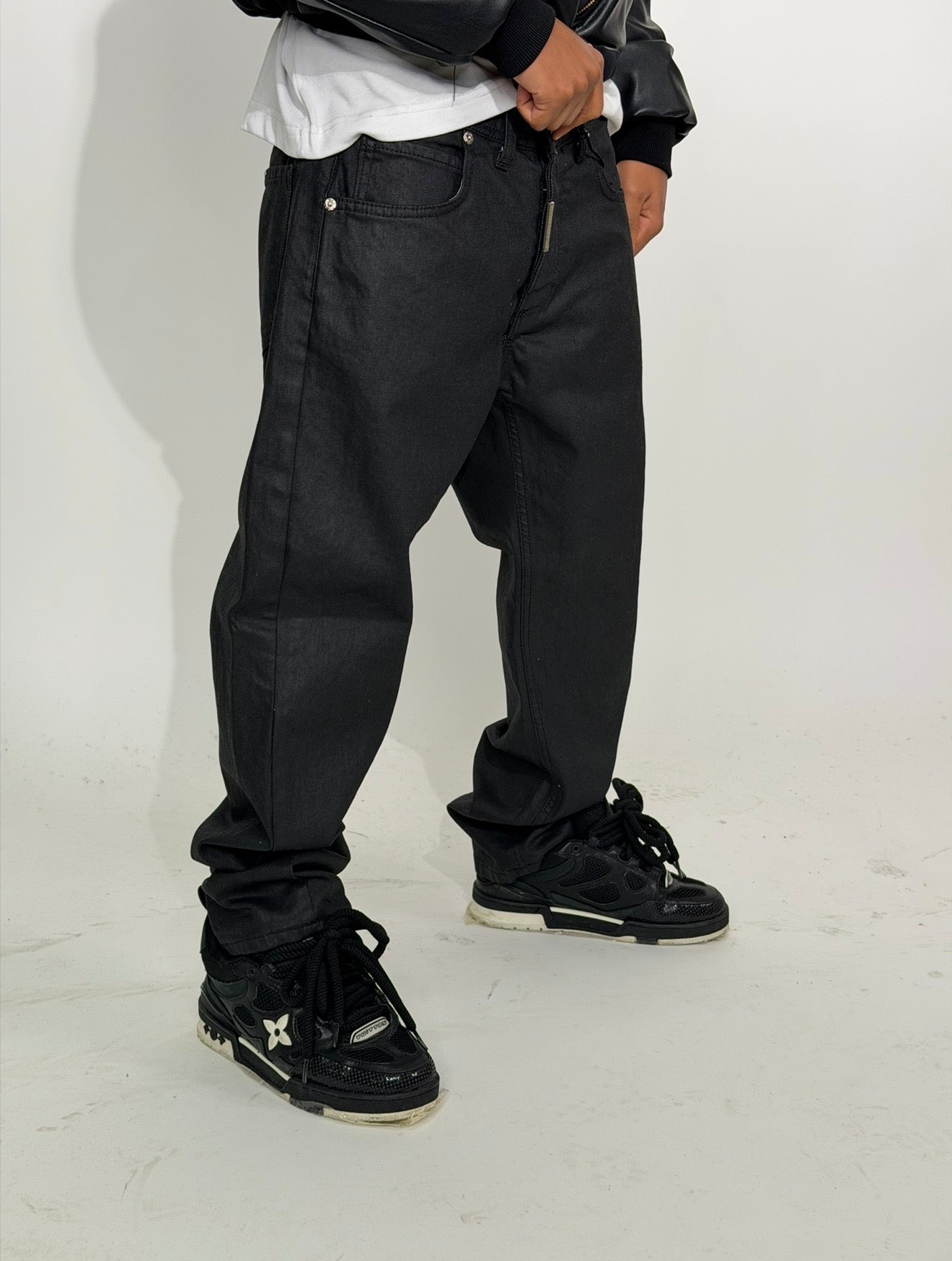 STRAIGHT FIT SPALMATO BLACK