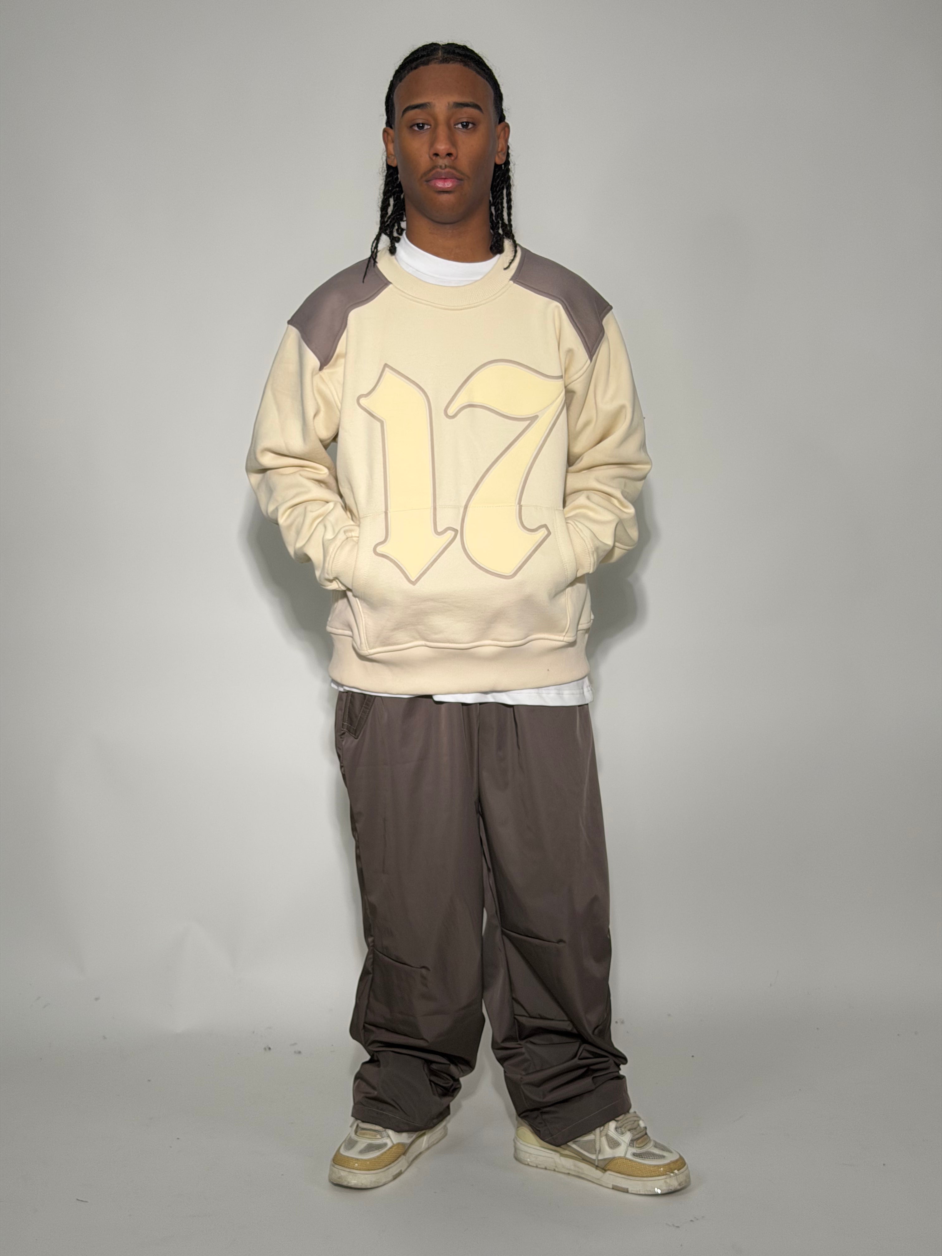 HOODIE ''17'' JM X BV